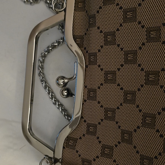Beige/Tan Colored Handbag - Picture 4 of 5
